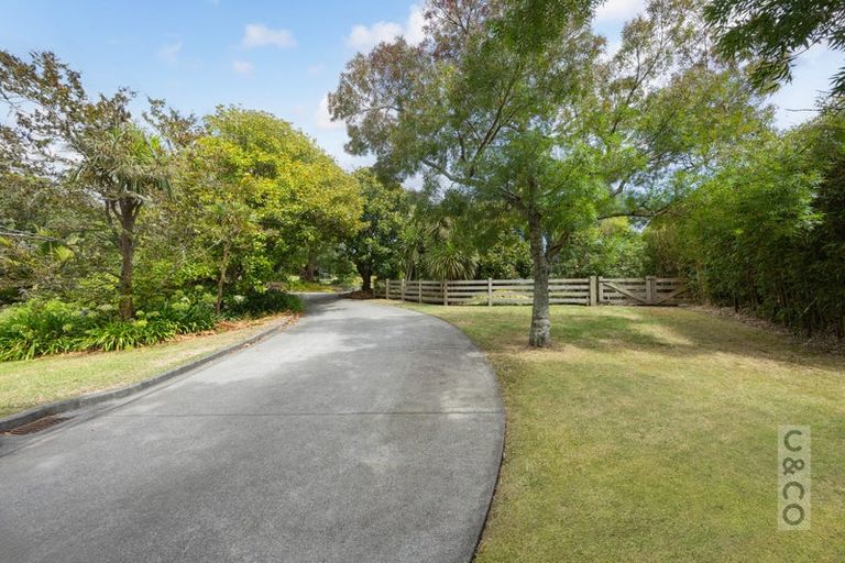 Photo of property in 58 Muriwai Road, Waimauku, 0812