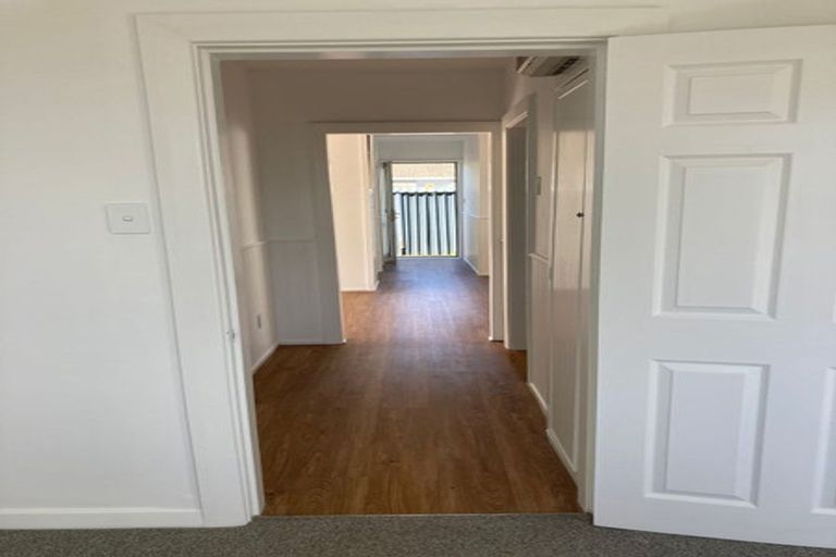 Photo of property in 17 Kearneys Road, Linwood, Christchurch, 8062