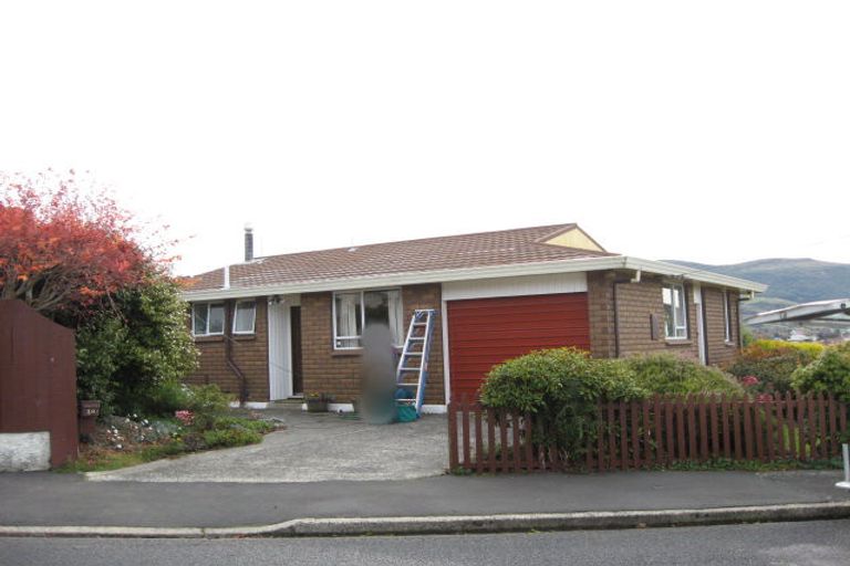 Photo of property in 18 Belgrave Crescent, Kaikorai, Dunedin, 9010