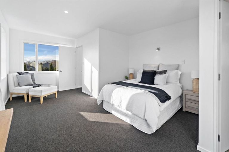 Photo of property in 30 Harrys Way, Redwood, Christchurch, 8051