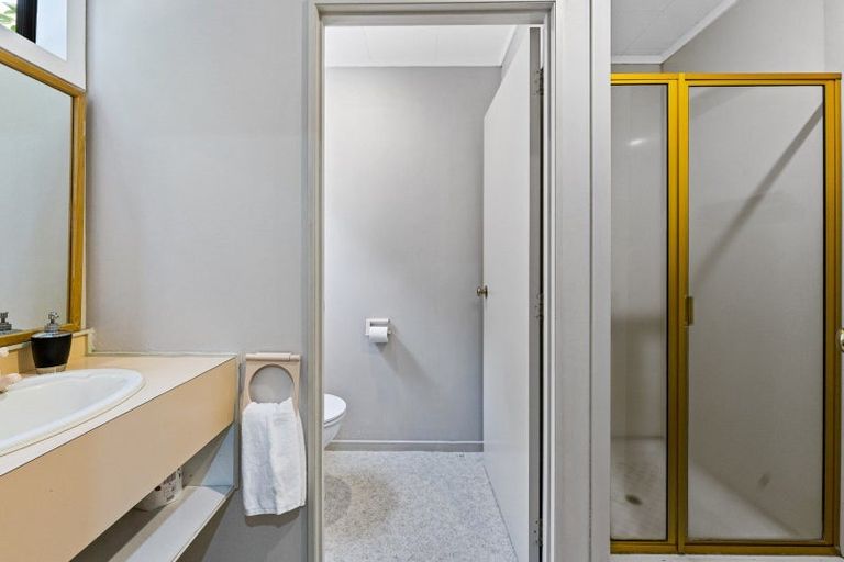 Photo of property in 12 Tangitu Street, Motuoapa, 3382