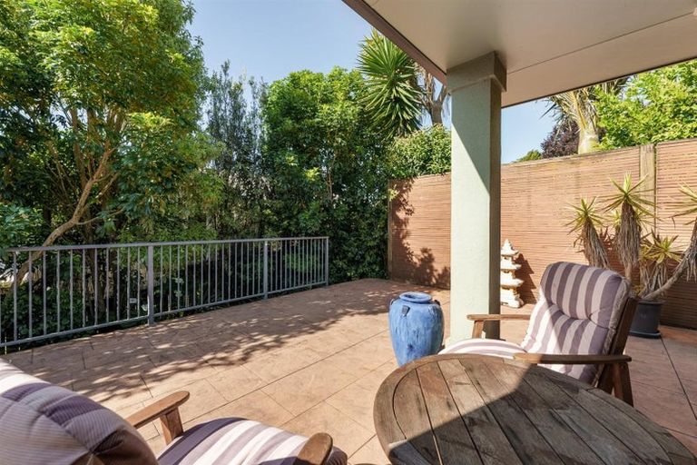 Photo of property in 1 Orchid Place, Ohauiti, Tauranga, 3112