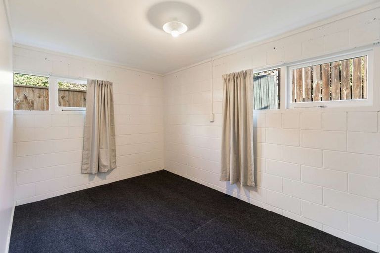 Photo of property in 4 Kebbell Avenue, Levin, 5510