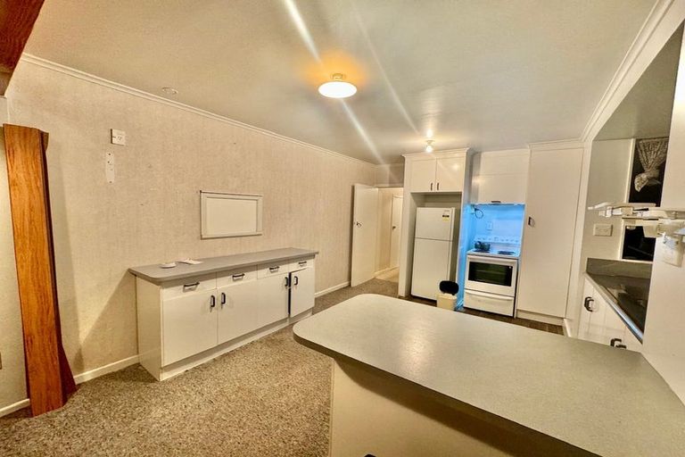 Photo of property in 45 Woodford Avenue, Henderson, Auckland, 0610