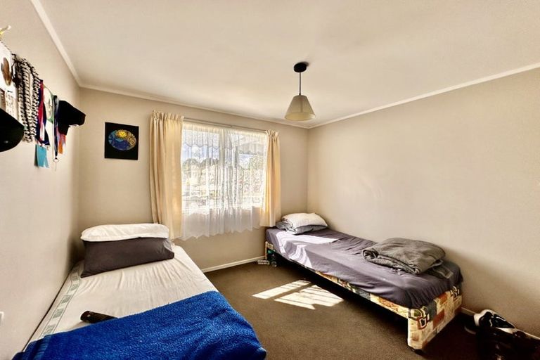Photo of property in 192 Wordsworth Road, Manurewa, Auckland, 2102