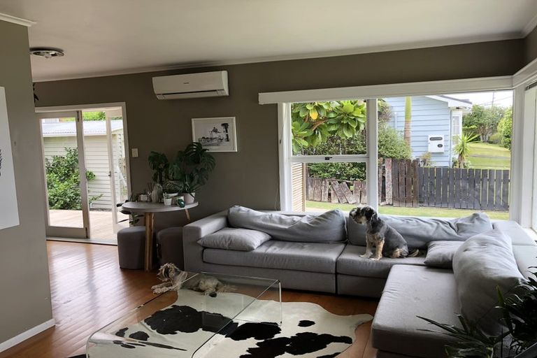 Photo of property in 2 Fifeshire Street, Belmont, Auckland, 0622