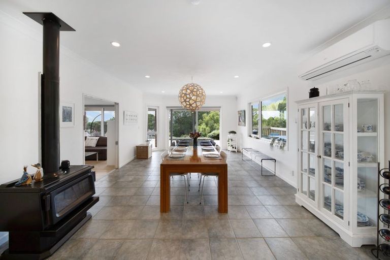 Photo of property in 104 Awanui Rise, Papakura, 2582