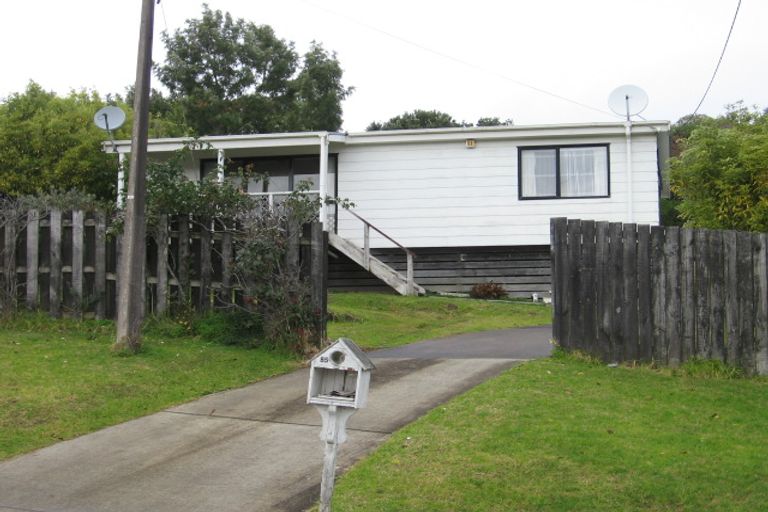 Photo of property in 85 Stillwater Crescent, Stillwater, Silverdale, 0993