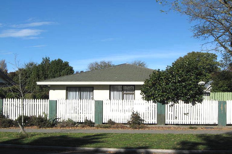 Photo of property in 3/48 Jeffreys Road, Fendalton, Christchurch, 8052