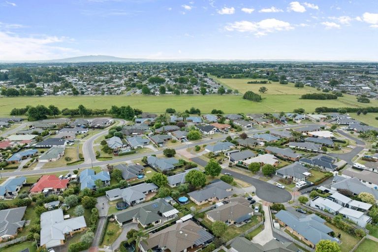 Photo of property in 4 Durmast Court, Cambridge, 3434