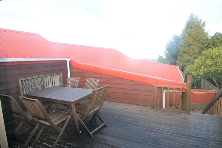 Photo of property in 1/21 Calluna Crescent, Totara Heights, Auckland, 2105