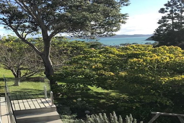 Photo of property in 5 Oneroa Road, Russell, 0202