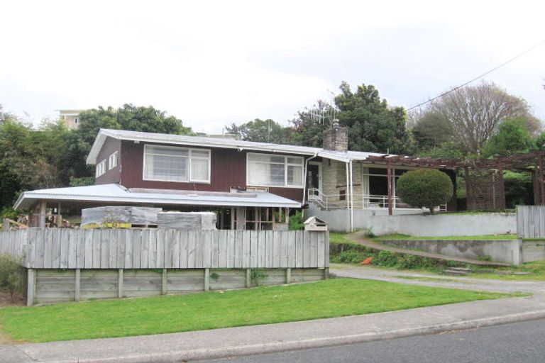 Photo of property in 37 Pine Avenue, Otumoetai, Tauranga, 3110