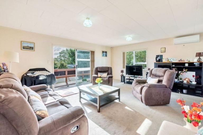 Photo of property in 54 Hindmarsh Street, Henderson, Auckland, 0612