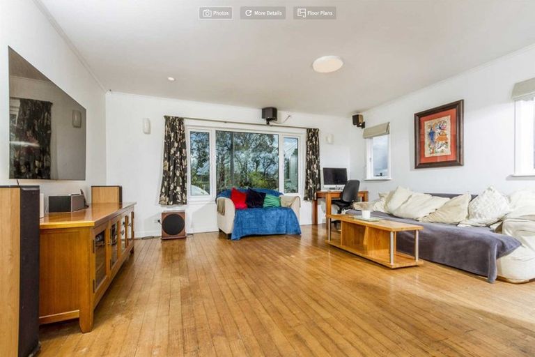 Photo of property in 17 Preston Avenue, Belmont, Auckland, 0622