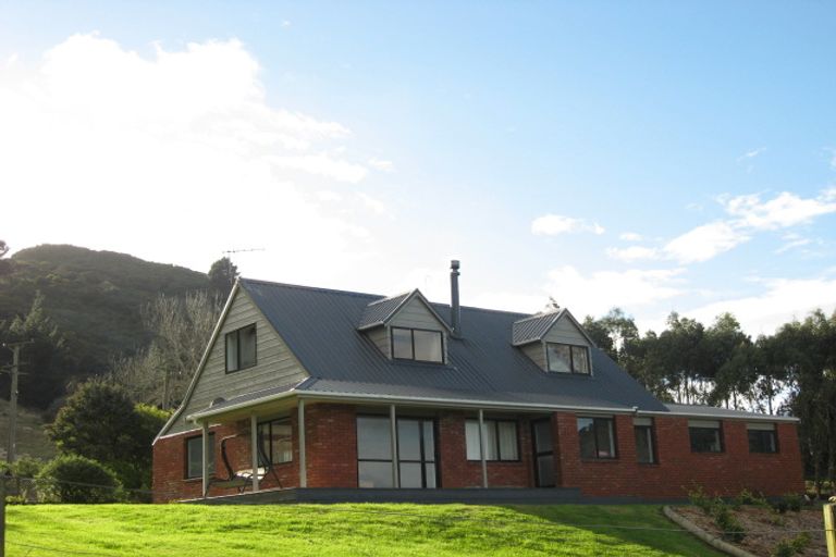 Photo of property in 8 Mark Street, Ravensbourne, Dunedin, 9022