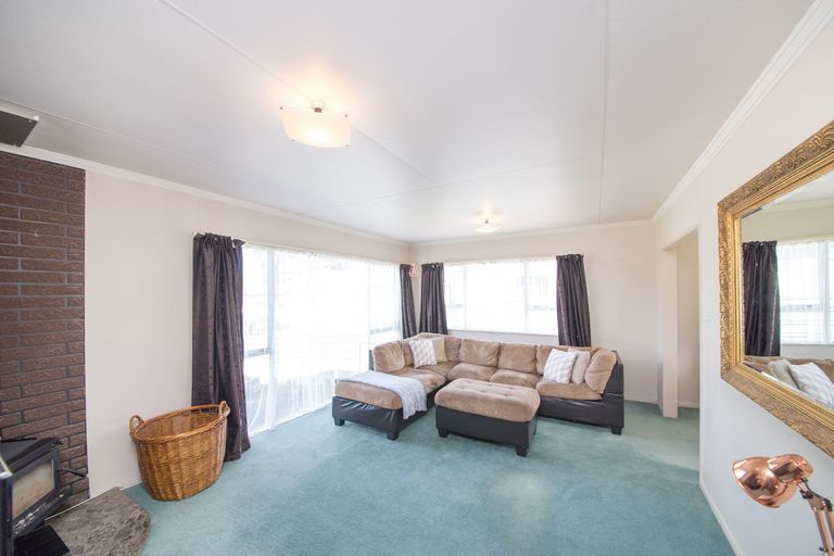 Photo of property in 10 Turakina Street, Westbrook, Palmerston North, 4412