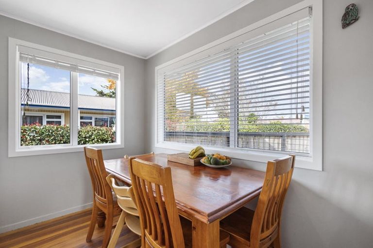 Photo of property in 34 Rhonda Avenue, Deanwell, Hamilton, 3206