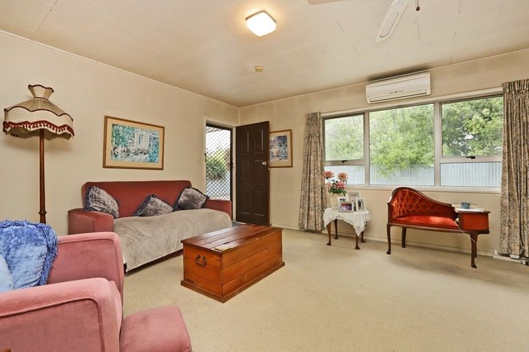 Photo of property in 27 Trevelyan Street, Onekawa, Napier, 4110