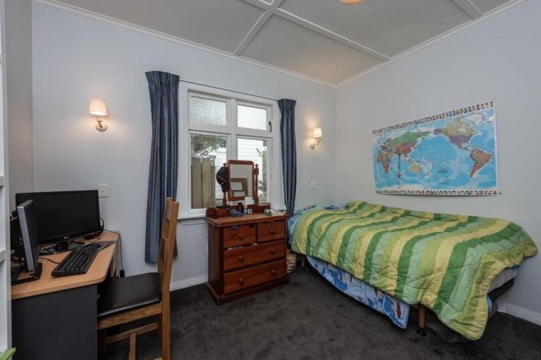 Photo of property in 43 Kano Street, Karori, Wellington, 6012