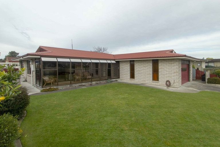 Photo of property in 151 Tait Drive, Greenmeadows, Napier, 4112