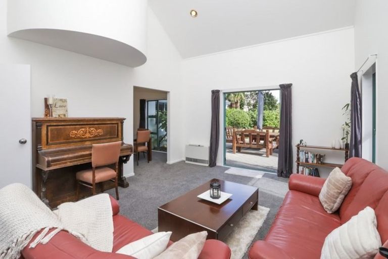 Photo of property in 14 Bramley Drive, Rototuna, Hamilton, 3210