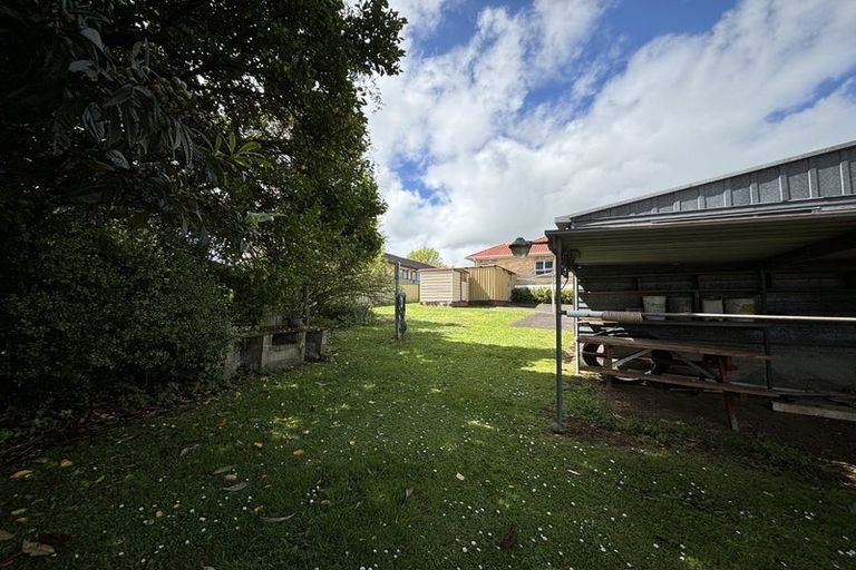 Photo of property in 6 Valley Road, Pukekohe, 2120