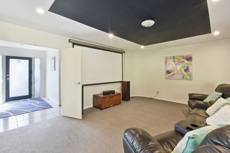 Photo of property in 15 Elias Court, The Gardens, Auckland, 2105