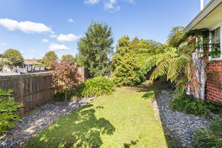 Photo of property in 5 Westgrove Avenue, Avonhead, Christchurch, 8042