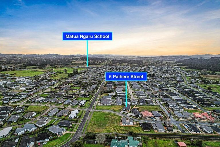 Photo of property in 5 Paihere Street, Huapai, Kumeu, 0810