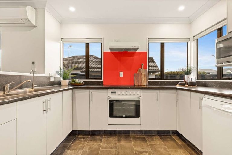 Photo of property in 16 Amberley Crescent, Bethlehem, Tauranga, 3110