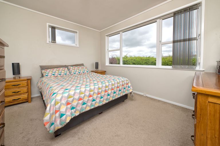 Photo of property in 4 Capella Place, Manurewa, Auckland, 2102