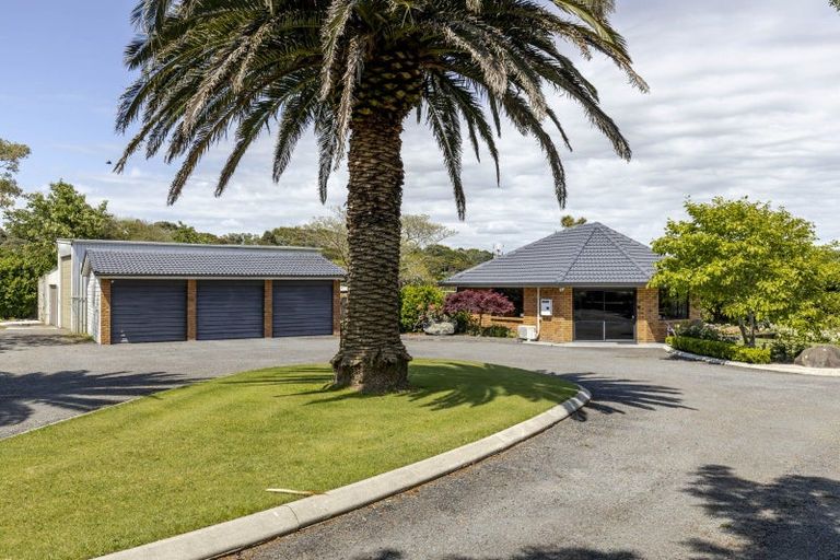 Photo of property in 1179 Devon Road, Bell Block, New Plymouth, 4373