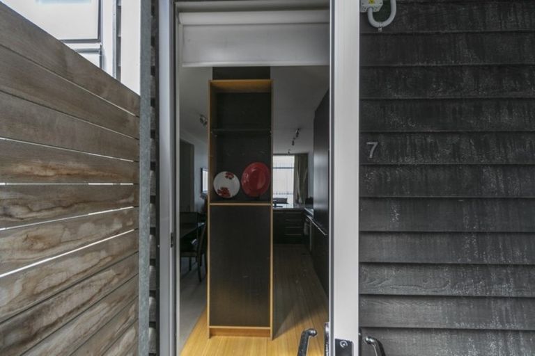 Photo of property in 7/337 Jackson Street, Petone, Lower Hutt, 5012