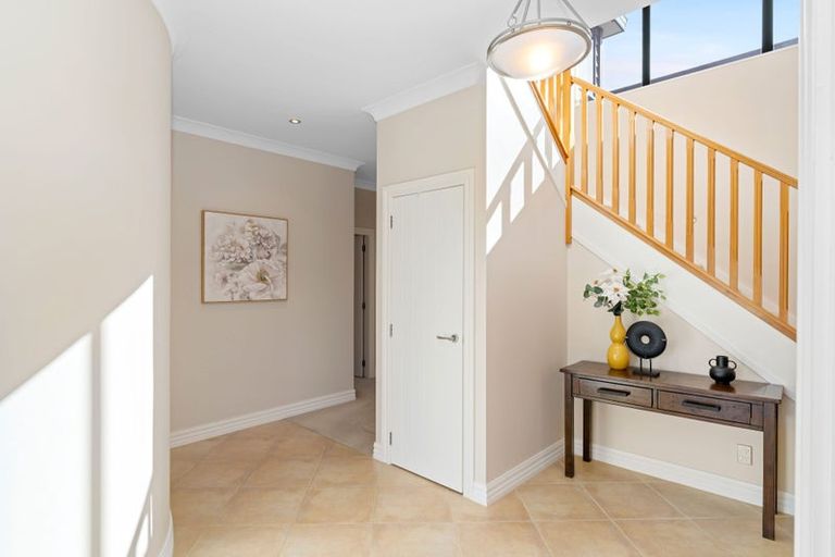 Photo of property in 93 Regent Drive, Paraparaumu Beach, Paraparaumu, 5032