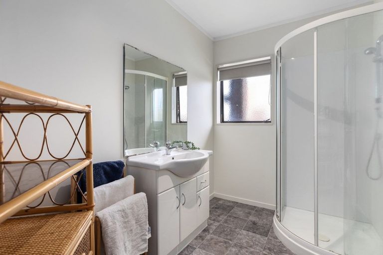 Photo of property in 8 Claridge Place, Mount Maunganui, 3116