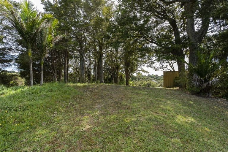 Photo of property in 37 Ngapuke Lane, Parua Bay, Onerahi, 0192