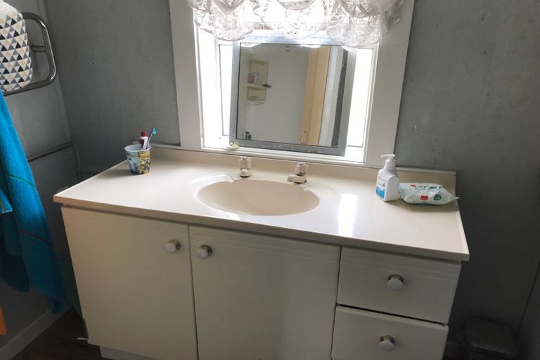 Photo of property in 21 Fitzgerald Road, Drury, 2577