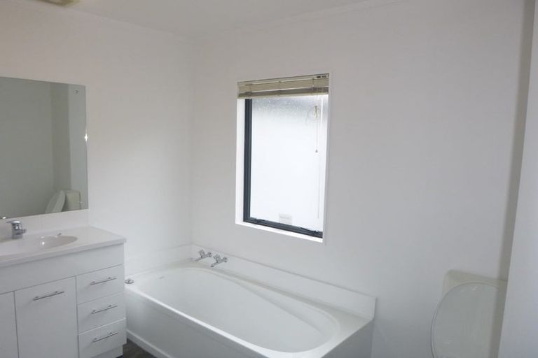 Photo of property in 15/3 Erewhon Place, Birkdale, Auckland, 0626