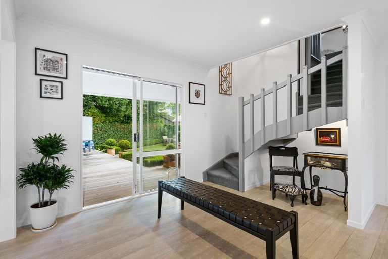 Photo of property in 66 Thornton Road, Cambridge, 3434