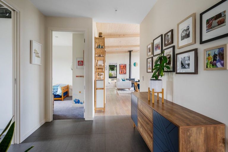 Photo of property in 4 Goldie Lane, Albert Town, Wanaka, 9305