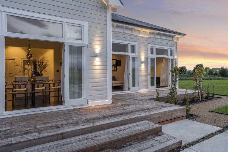 Photo of property in 906a-b Bidwills Cutting Road, Morison Bush, Greytown, 5794