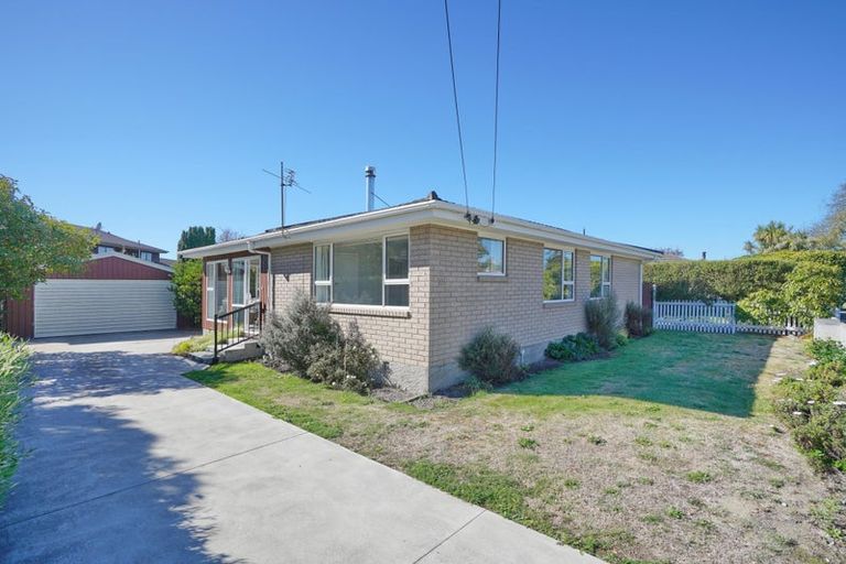Photo of property in 274 Lake Terrace Road, Shirley, Christchurch, 8061
