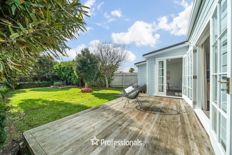 Photo of property in 369 Jackson Street, Petone, Lower Hutt, 5012