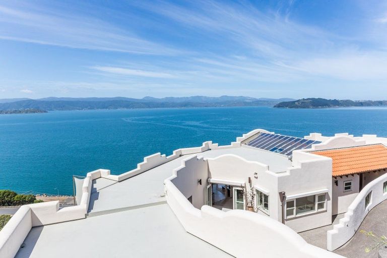 Photo of property in 66 Onslow Road, Khandallah, Wellington, 6035