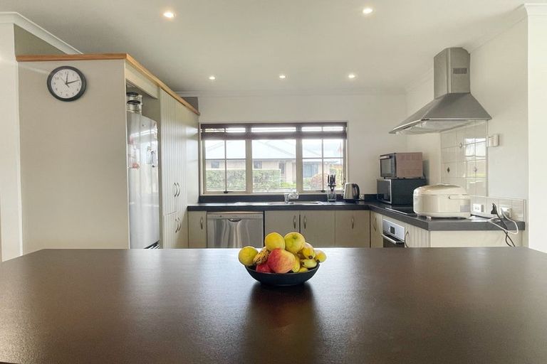 Photo of property in 1 Glenwarrick Court, Rototuna, Hamilton, 3210