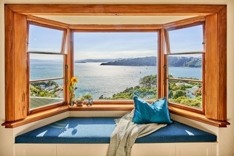 Photo of property in 93 Grafton Road, Roseneath, Wellington, 6011