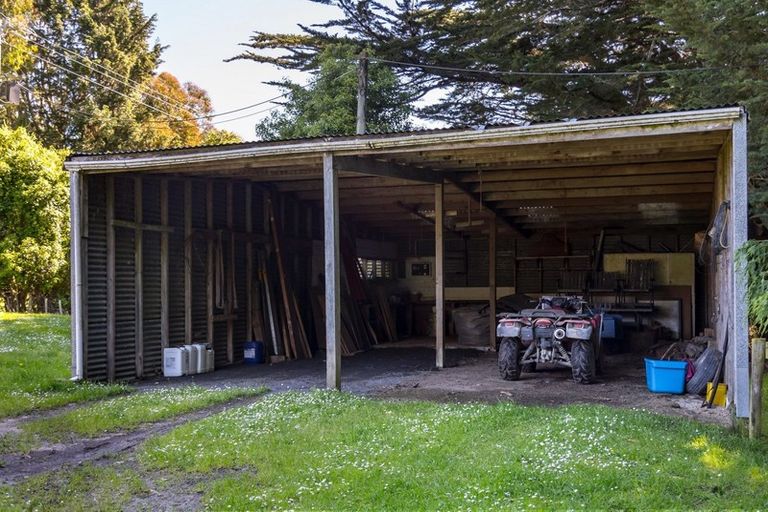 Photo of property in 1031 Admiral Road, Admiral Hill, Masterton, 5883