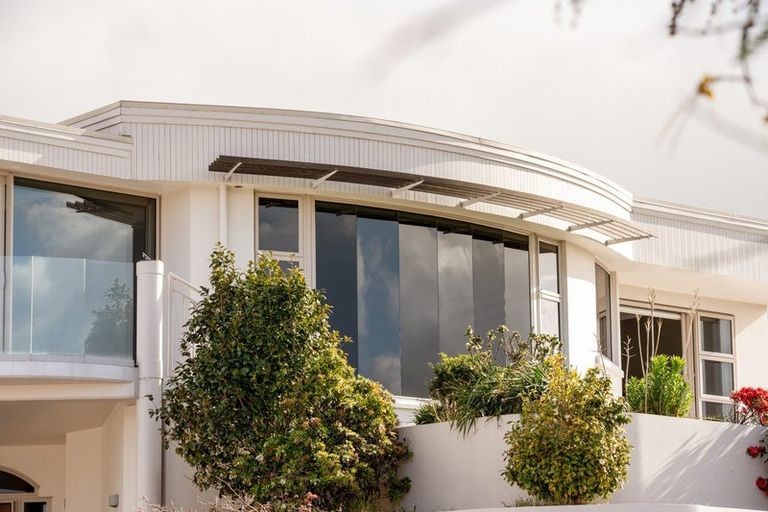 Photo of property in 3 Seaview Road, Otumoetai, Tauranga, 3110