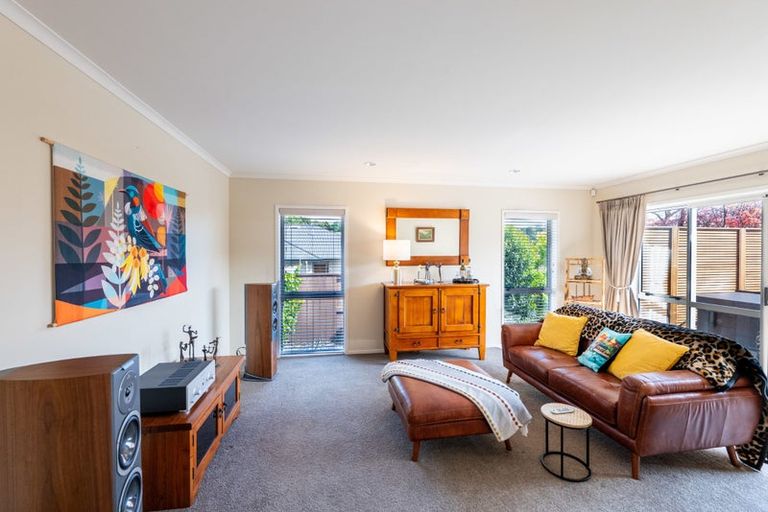 Photo of property in 6 Sunnybrooke Close, Welcome Bay, Tauranga, 3112